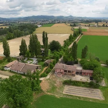 Agriturismo Le Corti Della Gualdana Voghera Εξωτερικό φωτογραφία