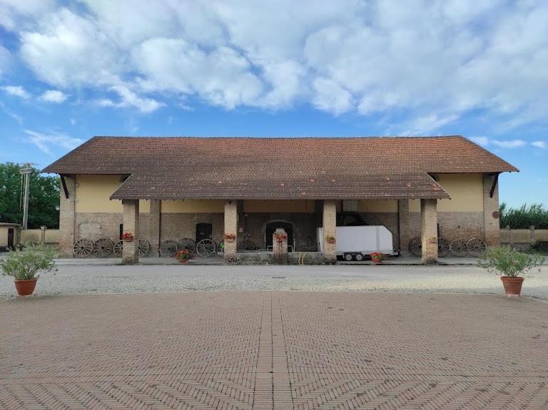 Agriturismo Le Corti Della Gualdana Voghera Εξωτερικό φωτογραφία